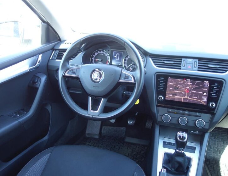 Škoda Octavia Kombi 1,6 l 85 kw