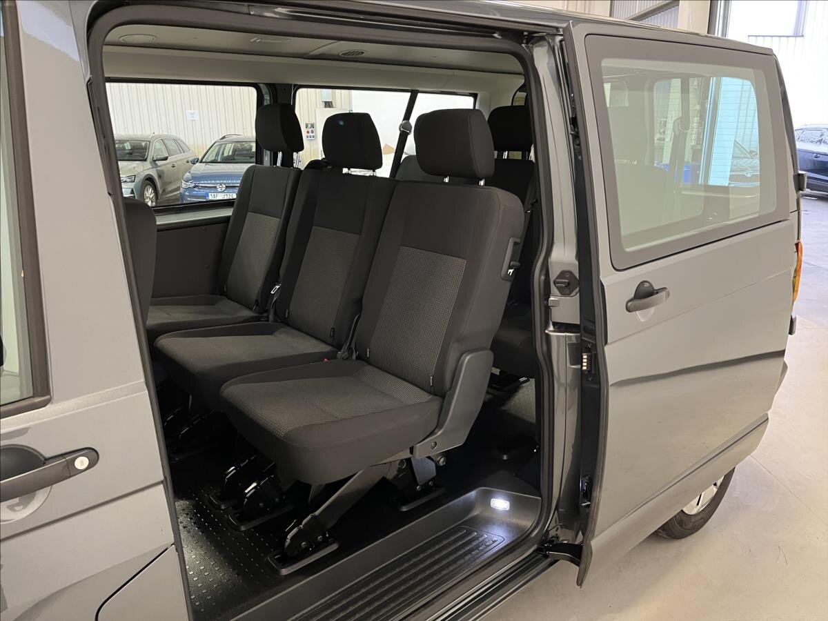 Volkswagen Transporter Kombi 2,0 l 110 kw