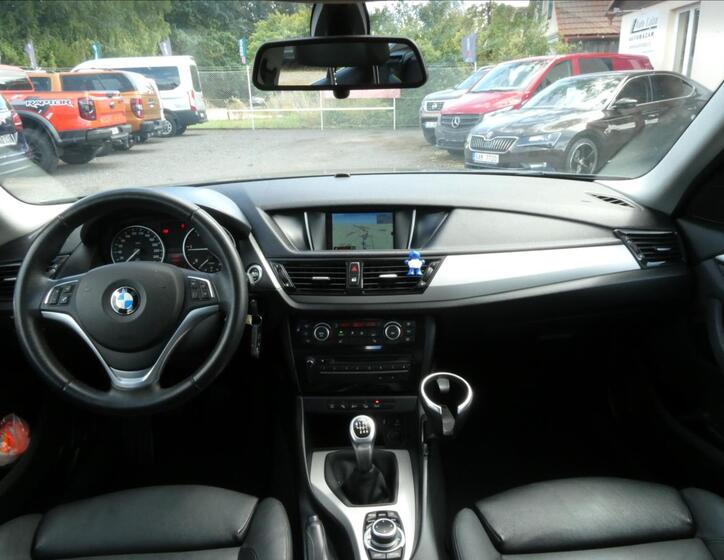 BMW X1 28