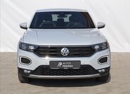Volkswagen T-Roc CUV / Crossover 1,5 l 110 kw