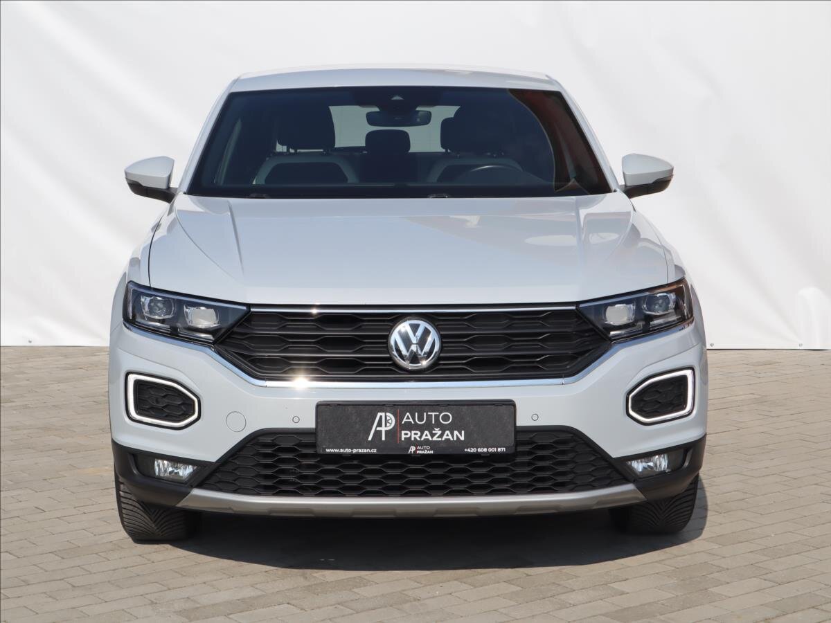 Volkswagen T-Roc CUV / Crossover 1,5 l 110 kw