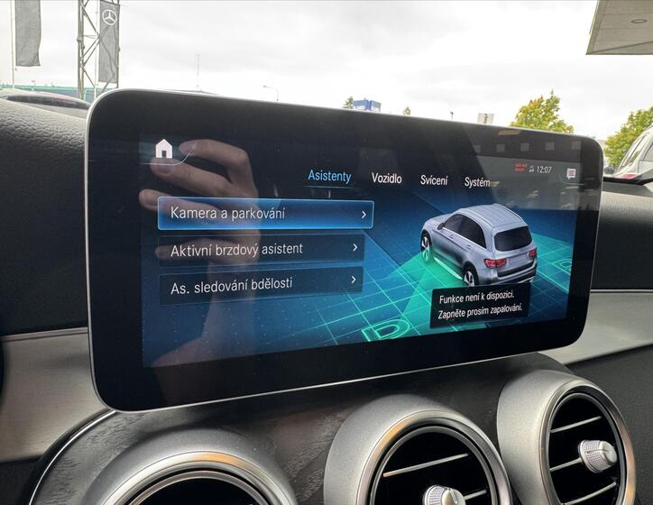 Mercedes-Benz GLC 11