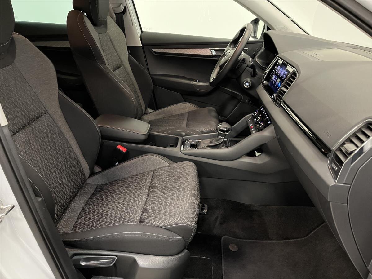 Škoda Karoq SUV 1,5 l 110 kw