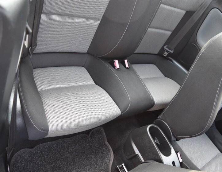 Peugeot 207 Kabriolet 1,6 l 88 kw