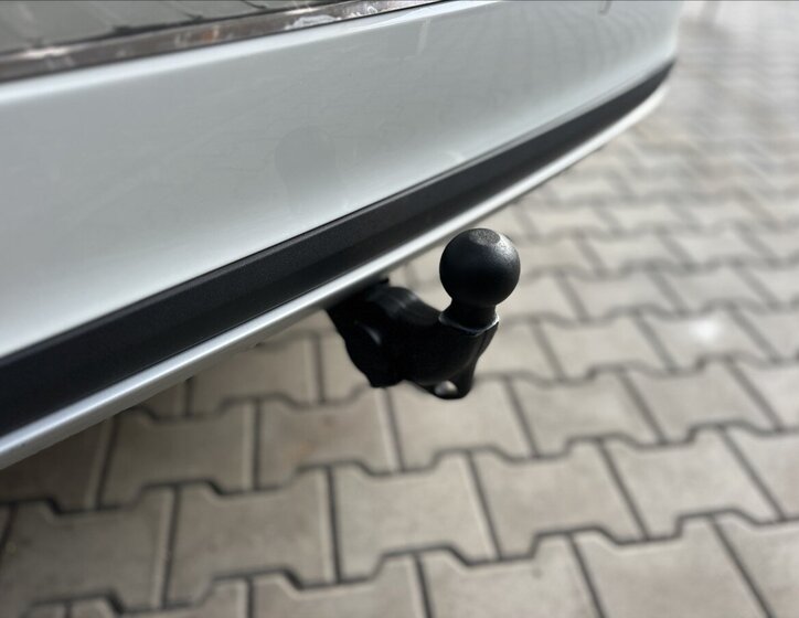 Volkswagen Golf Kombi 2,0 l 135 kw