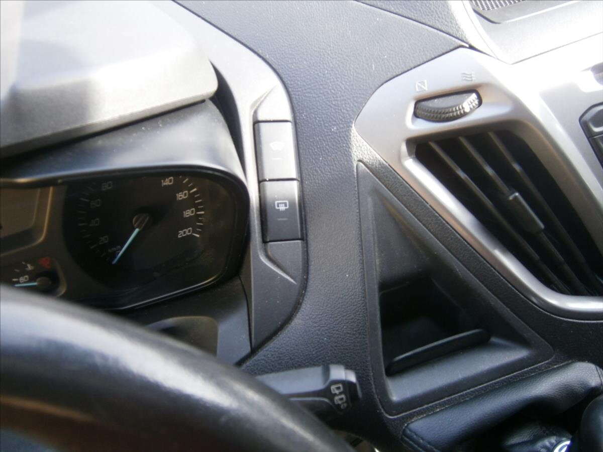 Ford Tourneo Custom Kombi 2,0 l 96 kw