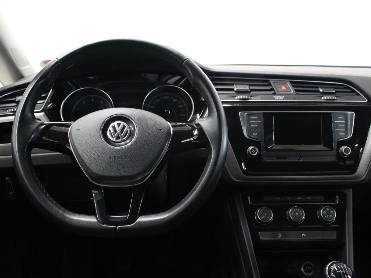 Volkswagen Touran MPV 1,2 l 81 kw