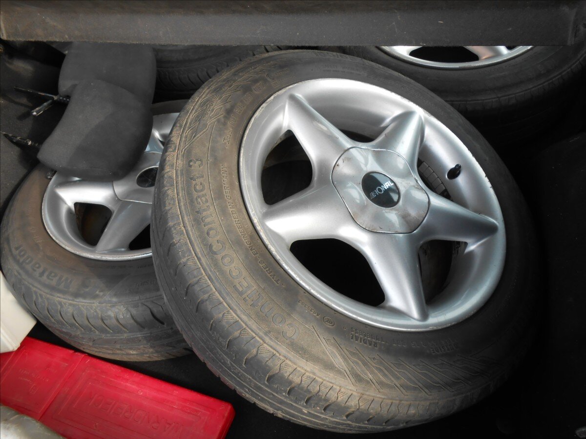 Dacia Sandero Hatchback 1,1 l 55 kw