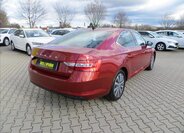 Škoda Superb Liftback 1,4 l 115 kw