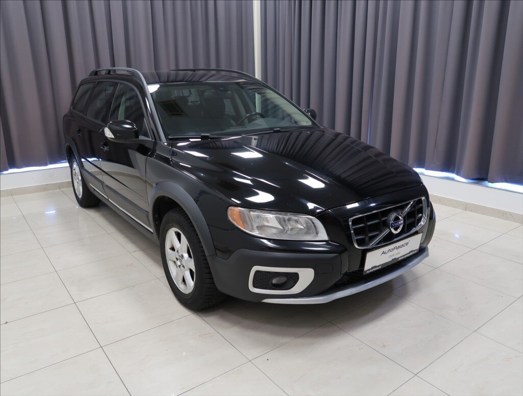 Volvo XC70 Kombi 2,4 l 136 kw