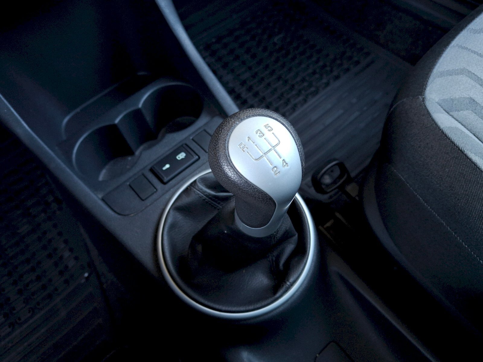 Škoda Fabia Hatchback 1,2 l 51 kw