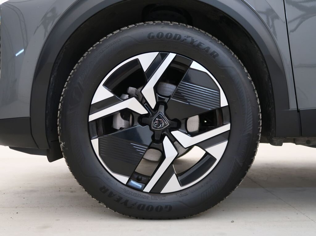 Peugeot 2008 SUV / Terénní 1,2 l 96 kw