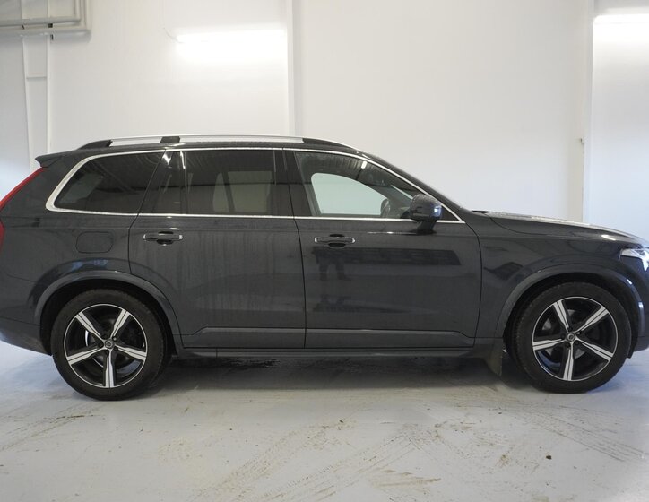 Volvo XC90 SUV 2,0 l 173 kw