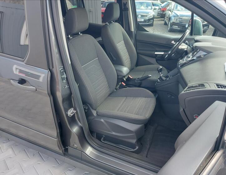 Ford Tourneo Connect 22