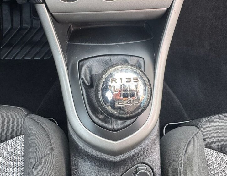 Peugeot 308 Kabriolet 1,6 l 82 kw