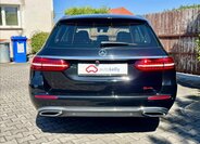 Mercedes-Benz Třídy E Kombi 2,0 l 143 kw