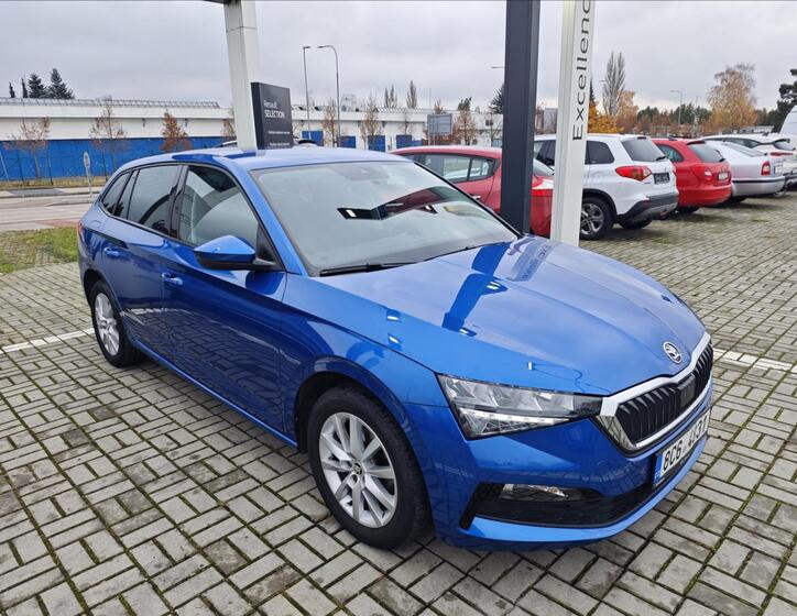 Škoda Scala 8