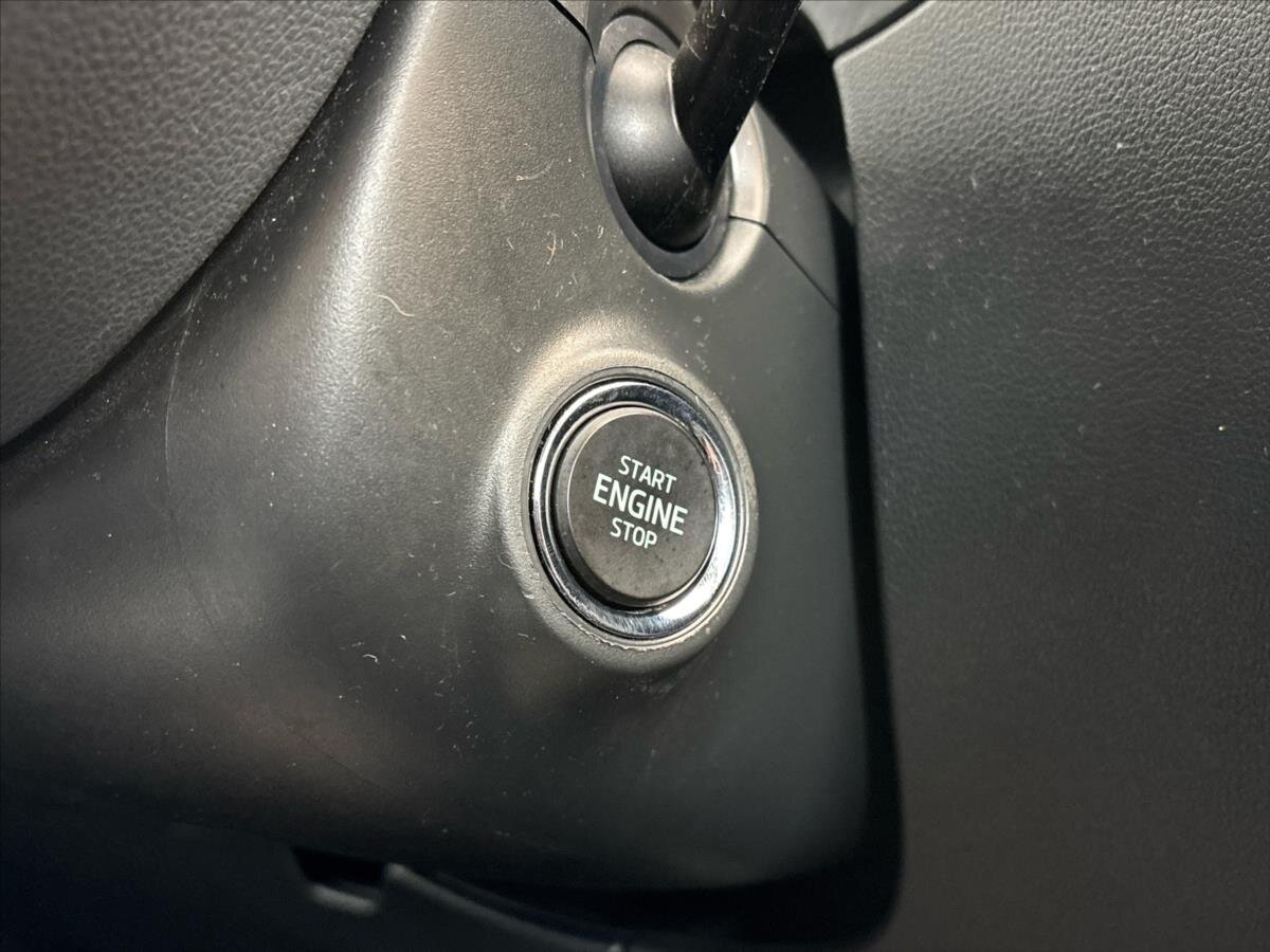 Škoda Rapid Hatchback 999,0 81 kw