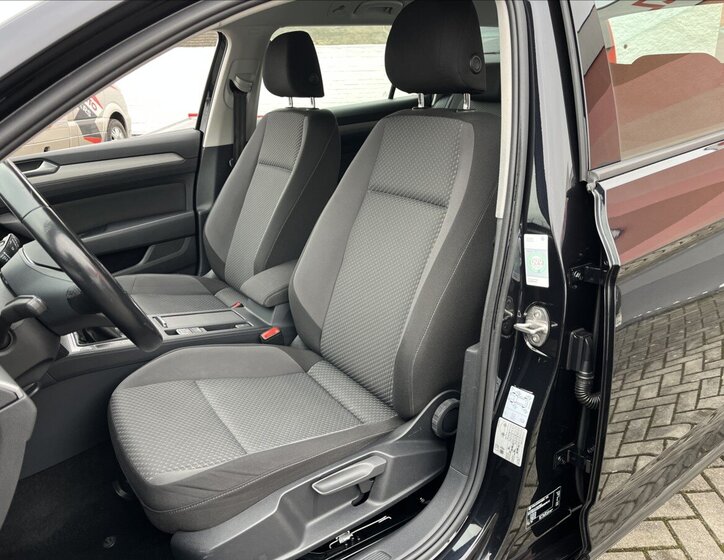 Volkswagen Passat 20