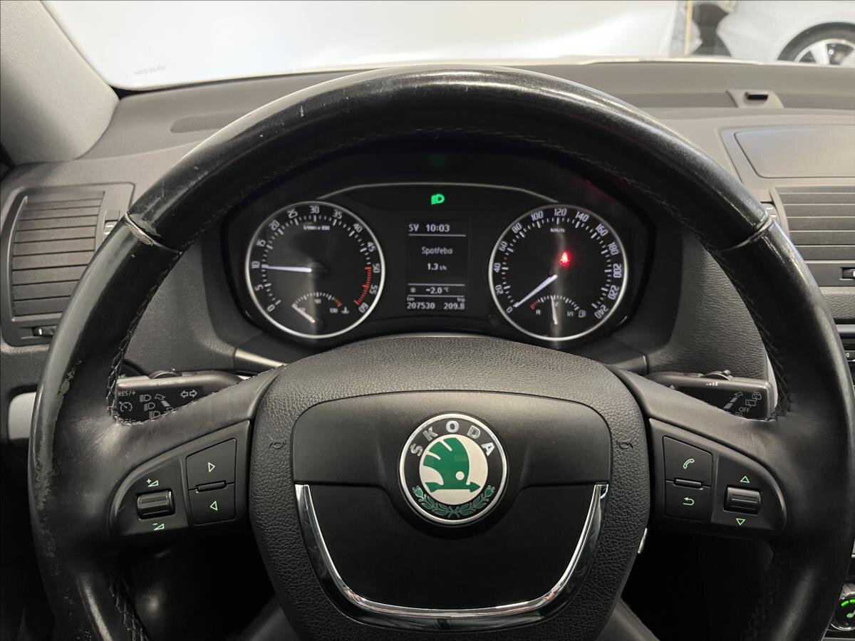 Škoda Octavia Kombi 2,0 l 103 kw