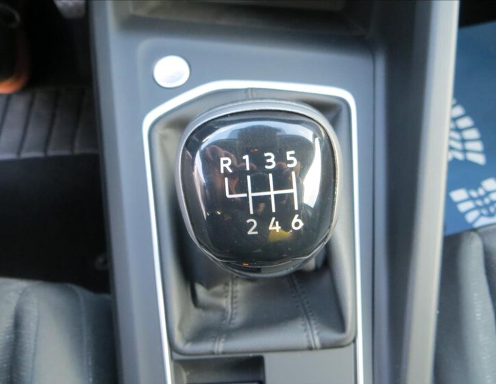 Volkswagen Golf Kombi 1,5 l 96 kw