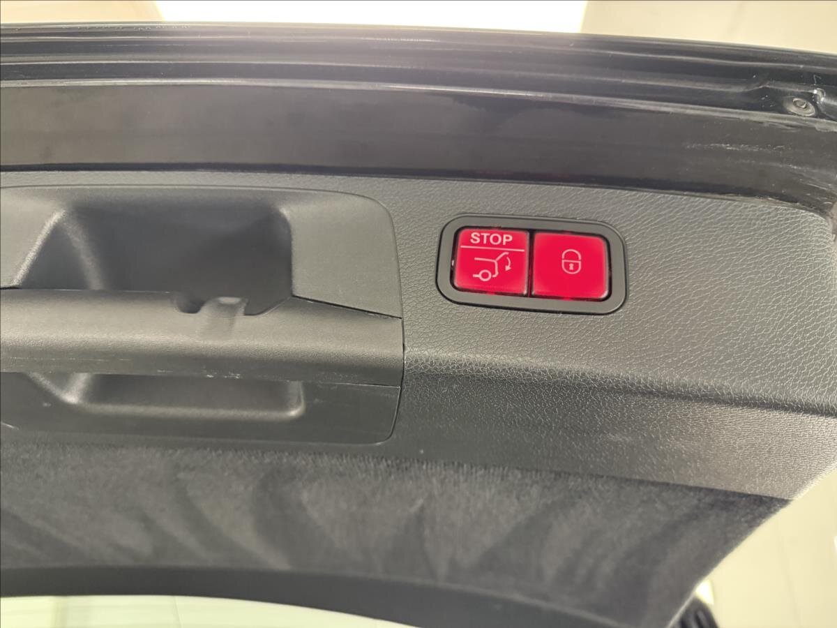 Mercedes-Benz Třídy E Kombi 4,0 l 450 kw