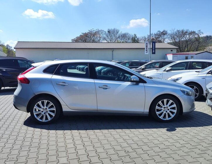 Volvo V40 Hatchback 1,6 l 84 kw