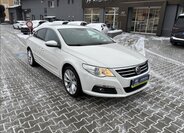 Volkswagen Passat CC Sedan 1,8 l 118 kw