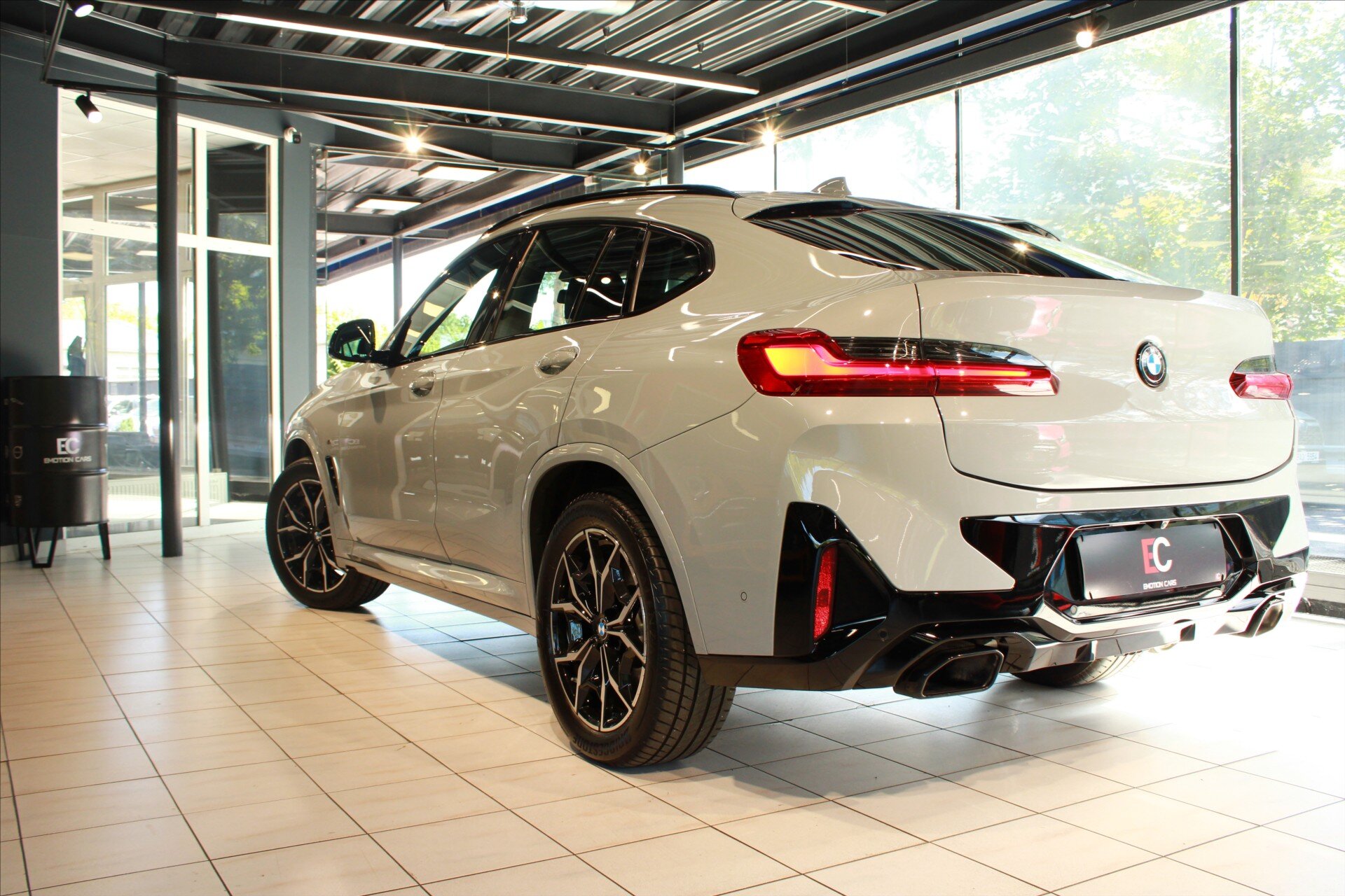 BMW X4 SUV 3,0 l 210 kw