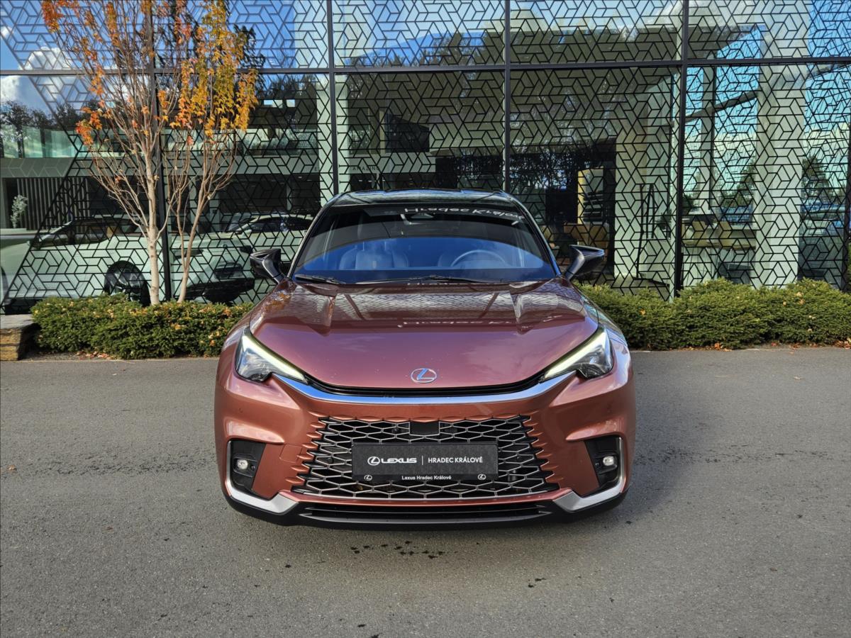 Lexus LBX