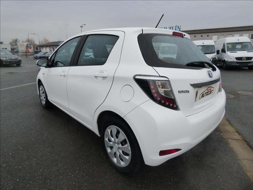 Toyota Yaris Hatchback 1,5 l 55 kw