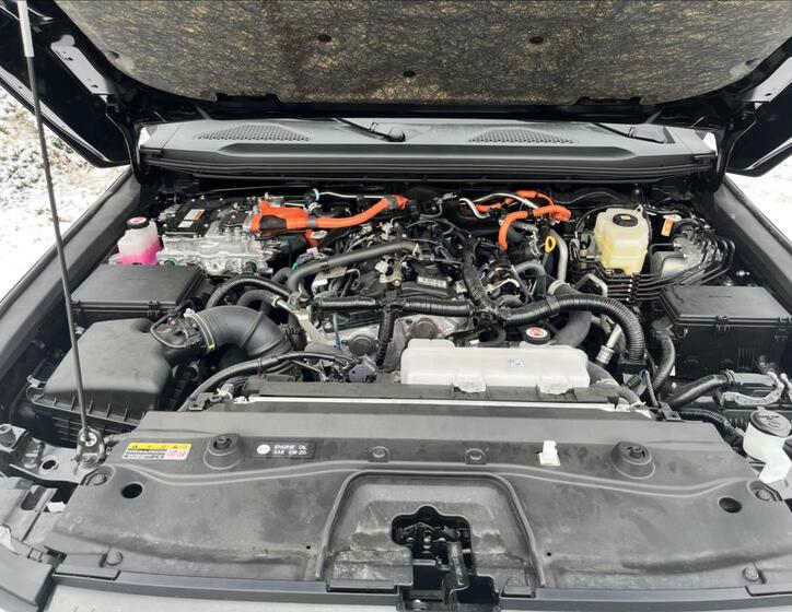 Toyota Land Cruiser 32