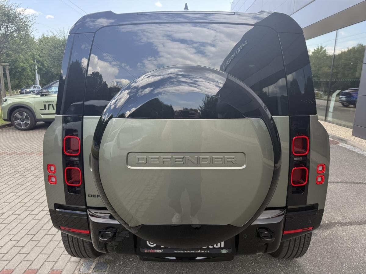 Land Rover Defender SUV 3,0 l 184 kw