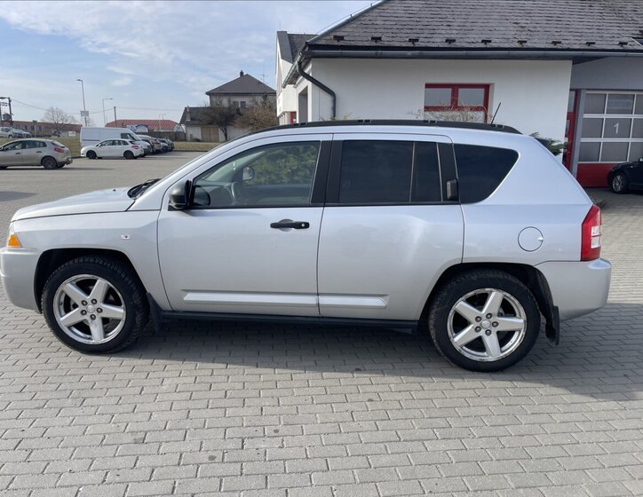 Jeep Compass Kombi 2,0 l 103 kw