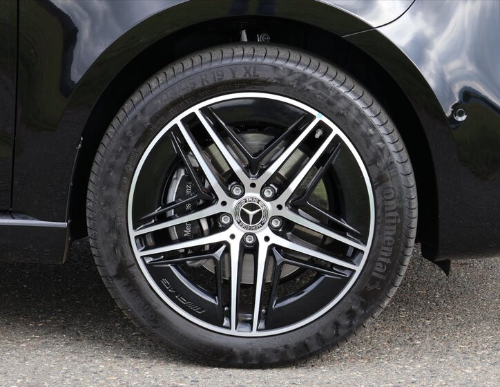 Mercedes-Benz Třídy V Kombi 2,0 l 174 kw