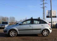 KIA Rio 8