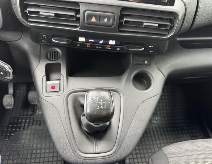 Opel Combo MPV 1,5 l 96 kw