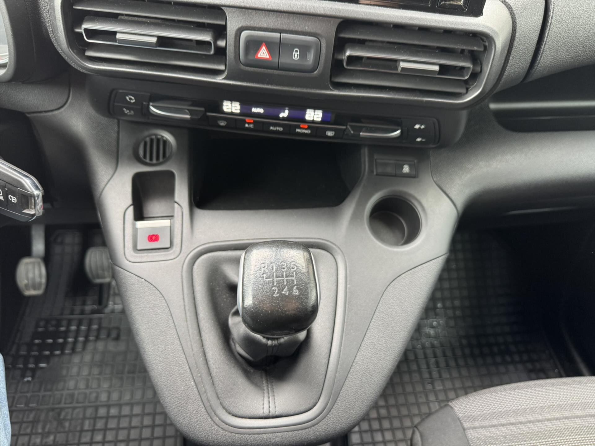 Opel Combo MPV 1,5 l 96 kw