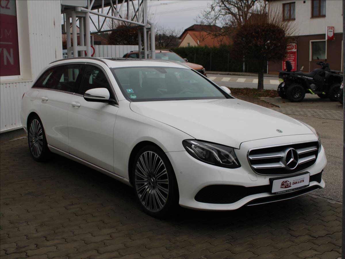 Mercedes-Benz Třídy E Kombi 2,0 l 135 kw