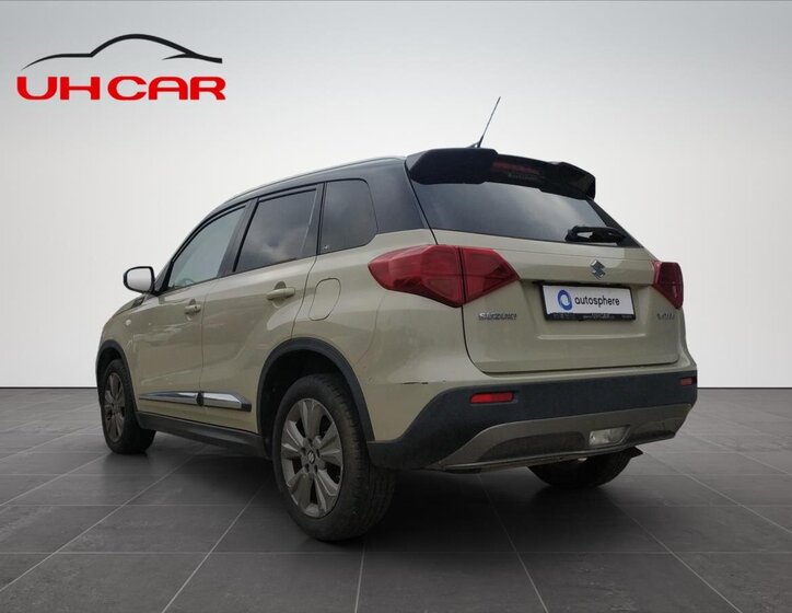 Suzuki Vitara SUV 998,0 82 kw