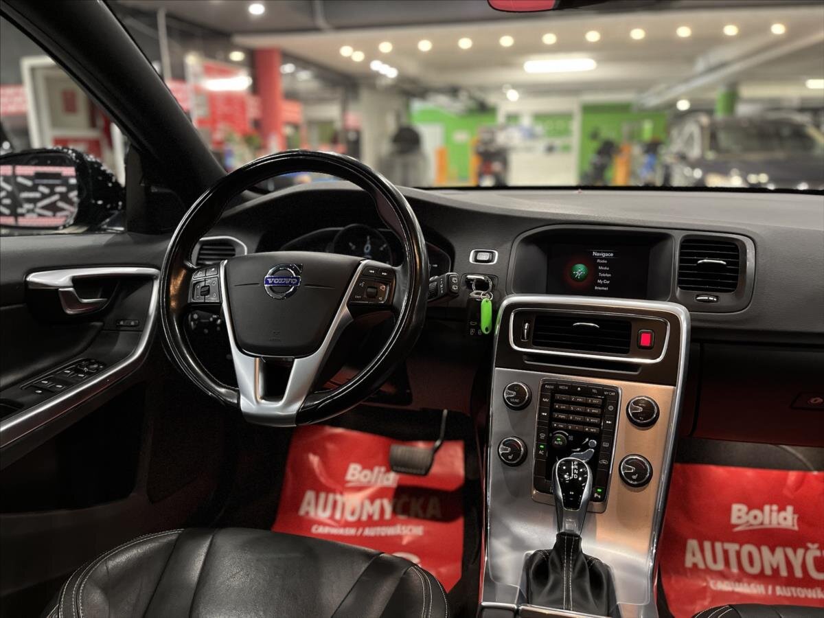 Volvo V60 Kombi 2,4 l 140 kw