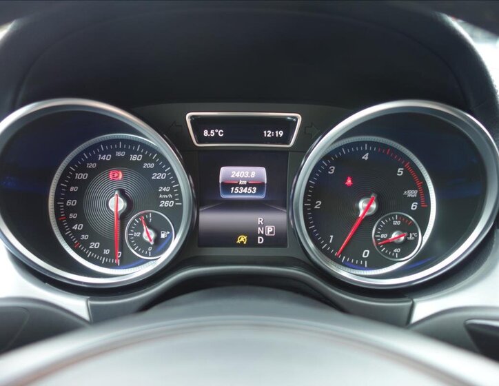 Mercedes-Benz GLE SUV 3,0 l 190 kw