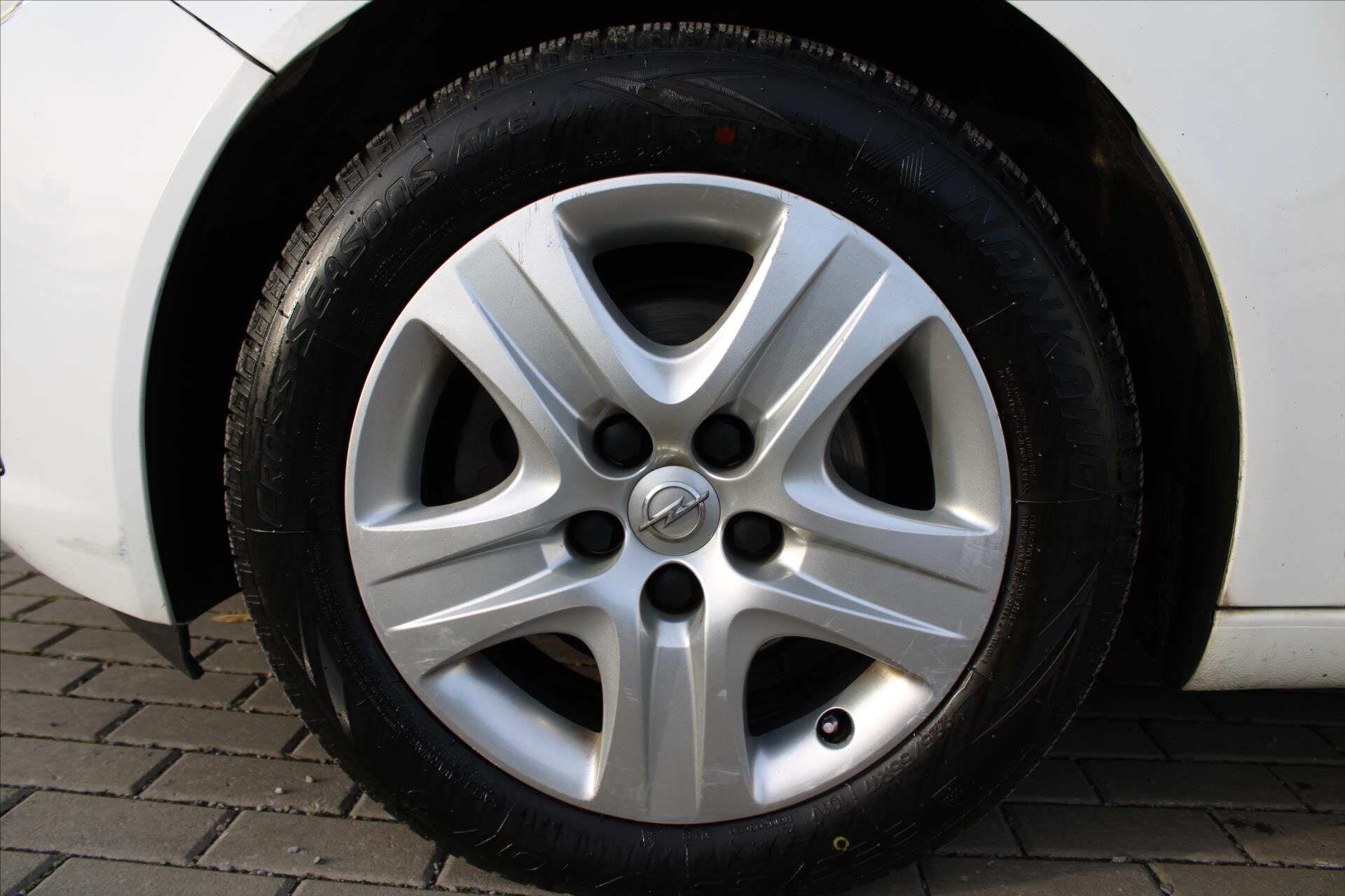 Opel Insignia Kombi 2,0 l 96 kw