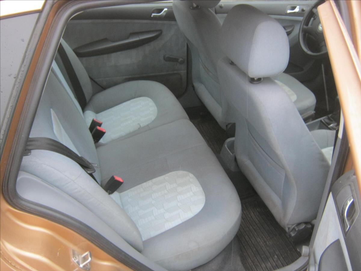 Škoda Fabia Kombi 1,4 l 50 kw