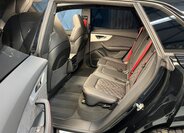 Audi Q8 11
