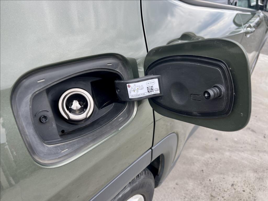 Jeep Compass SUV / Terénní 1,4 l 103 kw