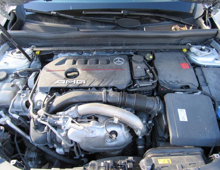 Mercedes-Benz GLB Kombi 2,0 l 225 kw