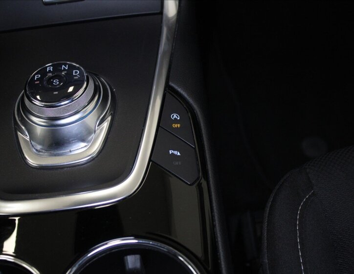 Ford S-MAX MPV 2,0 l 140 kw