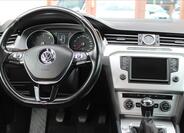 Volkswagen Passat 10