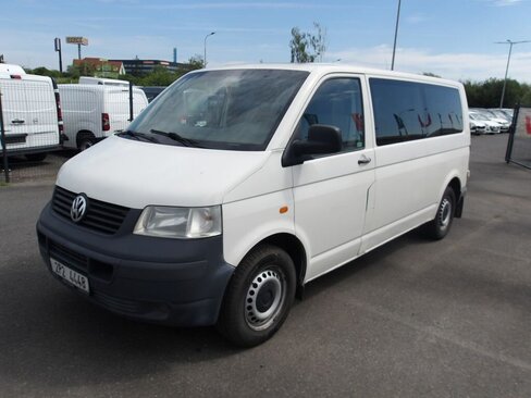 Volkswagen Transporter MPV 2,5 l 96 kw